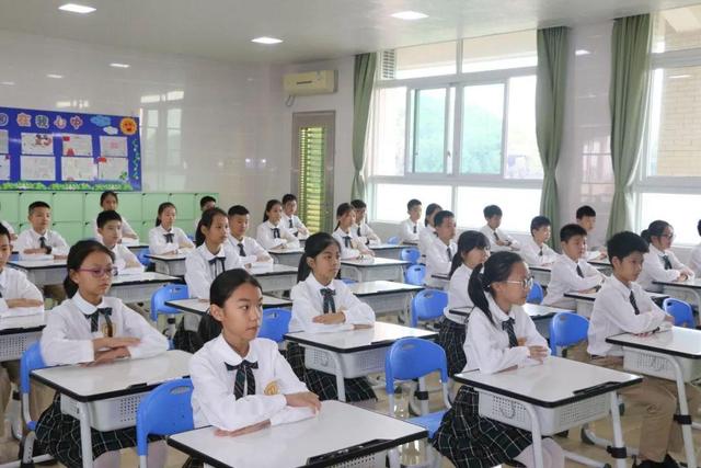 形形色色的人作文500字（形形色色的人优秀作文范文）