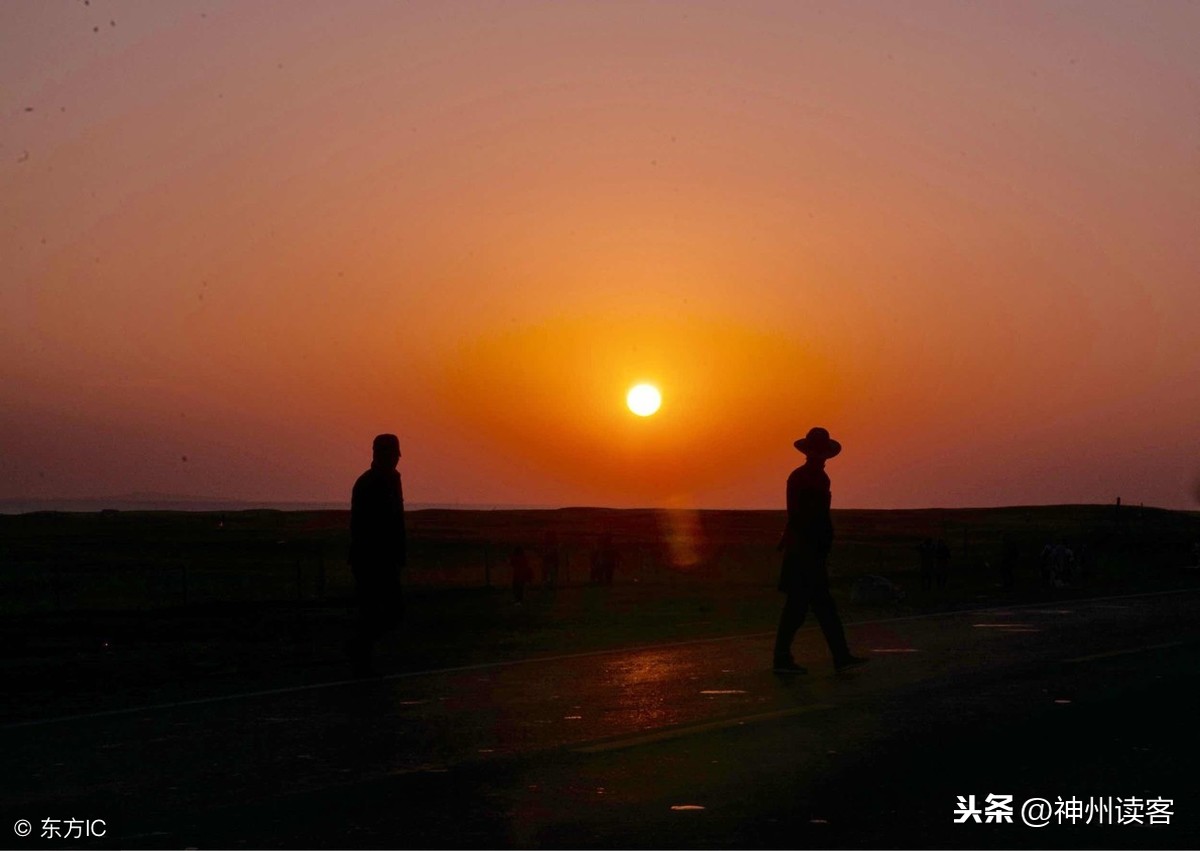 关于中国梦的诗歌有哪些（10首很短的红色爱国诗歌）