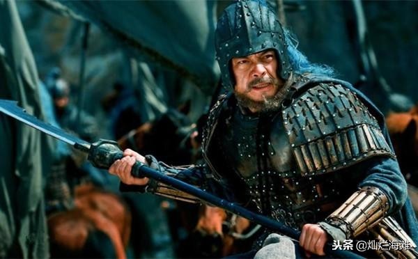 扬威耀武是什么意思（扬威耀武意思及出处）