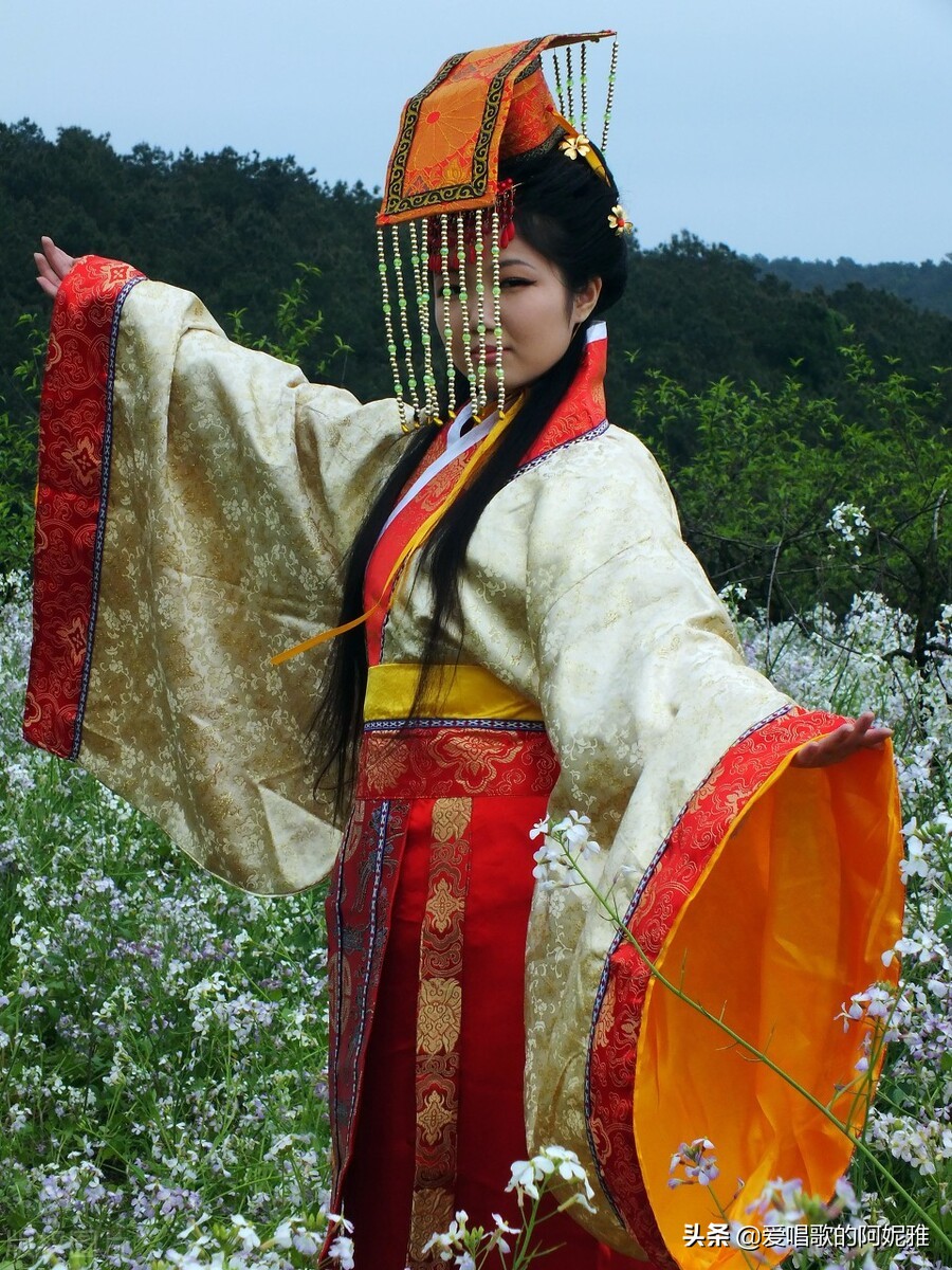 请君入瓮文言文翻译（请君入瓮原文及翻译）
