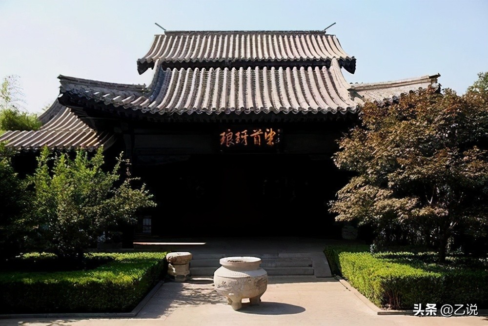 形容信口胡说的成语有哪些（形容信口胡说的带舌字）