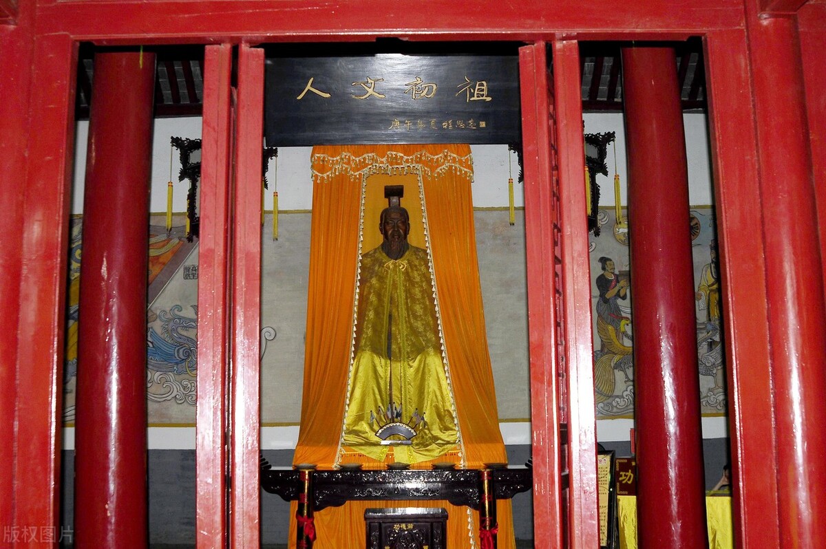 四言诗祭黄帝陵表达了什么（黄帝初祖文言文翻译）