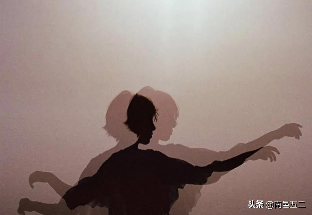 好句好段摘抄大全优美（每日摘抄优美句子）