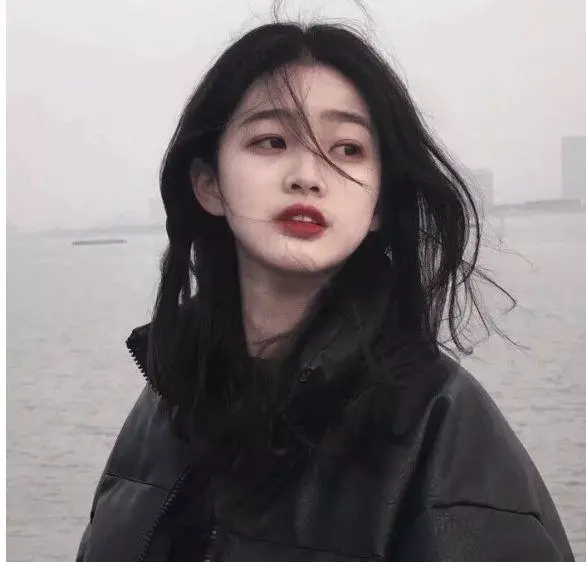 经典英语个性签名（英语签名小清新短句）
