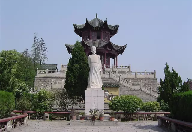 时闻折竹声是哪首古诗（白居易夜雪诗词赏析）