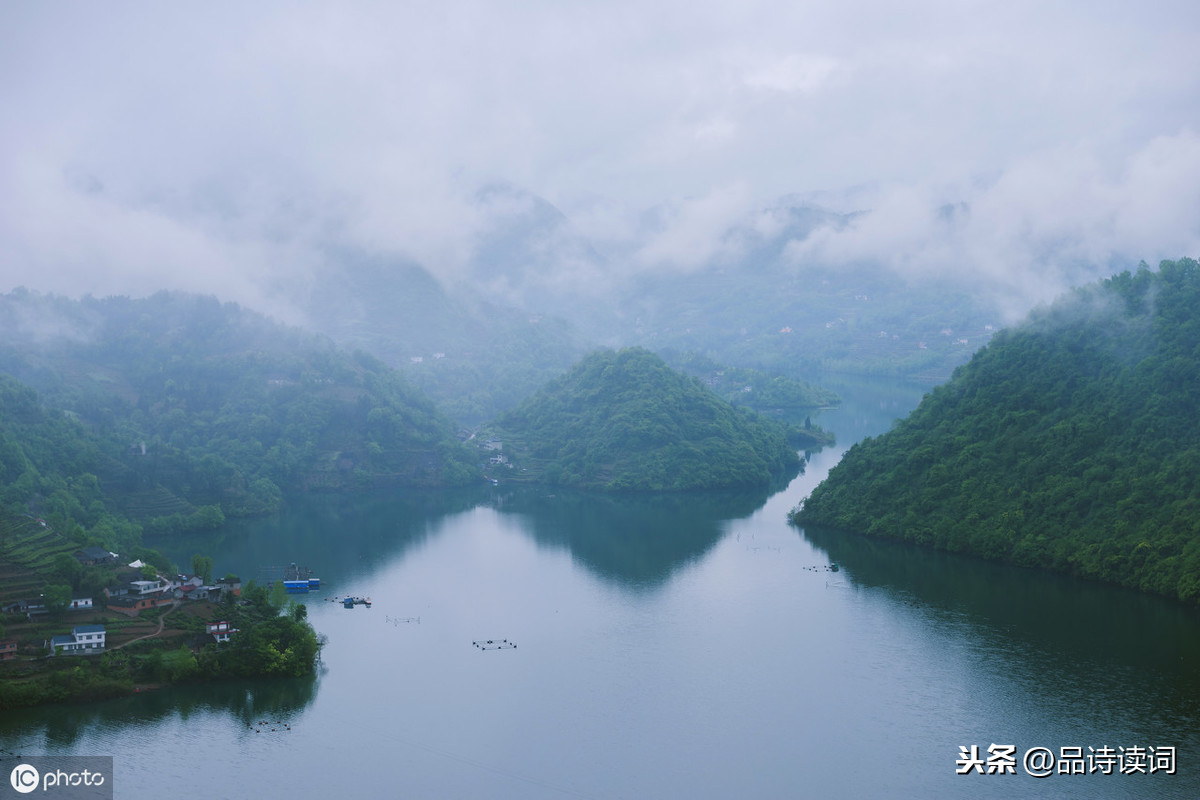卧看满天云不动全诗（卧看满天云不动全诗赏析及翻译）