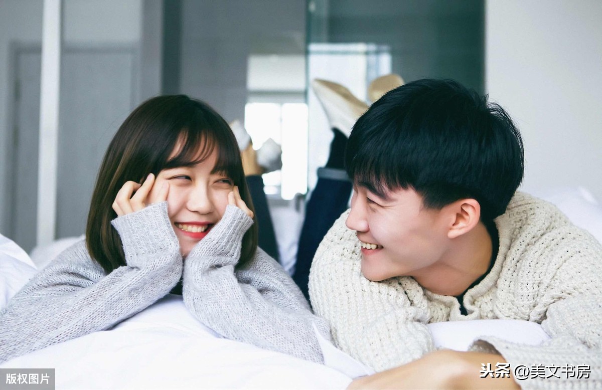 恩爱夫妻的句子说说（幸福夫妻浪漫恩爱语句）