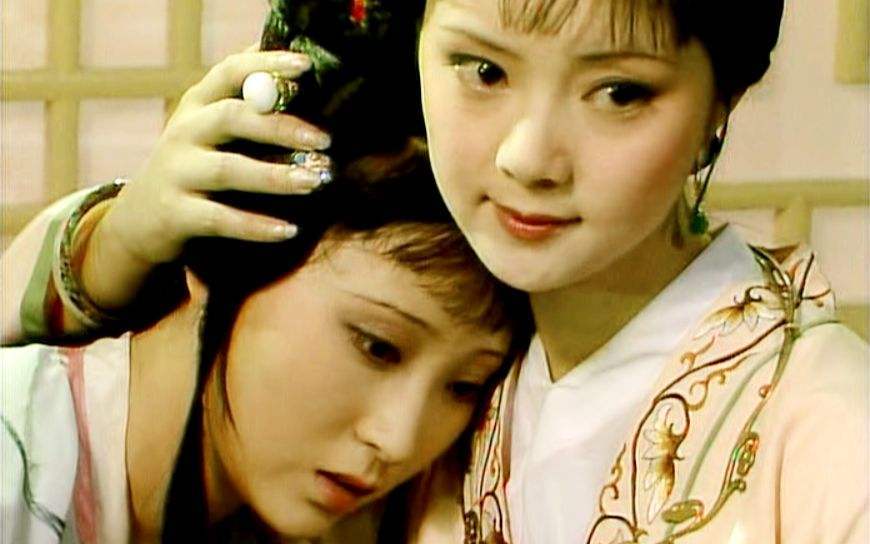 牡丹花诗句形容美人（形容牡丹的高贵诗句）