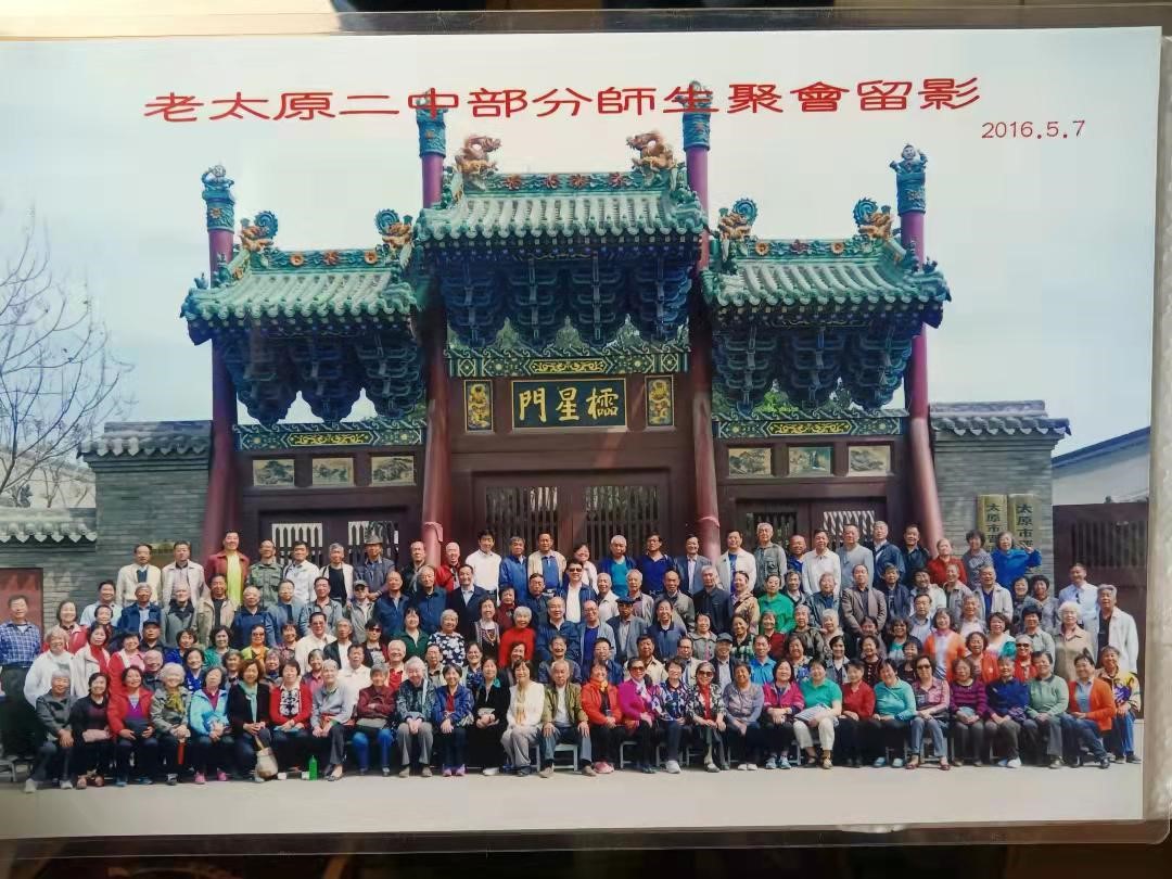 母校回忆精美句子简短（怀念母校的优美句子简短）