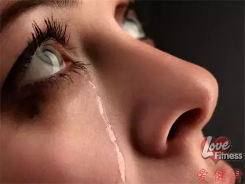 朋友圈坚持锻炼的说说（运动出汗的句子）