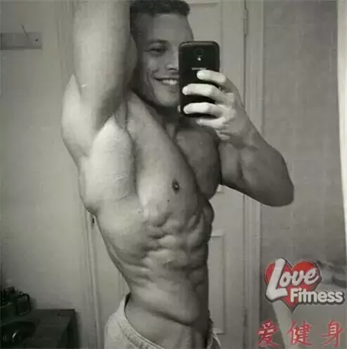 朋友圈坚持锻炼的说说（运动出汗的句子）