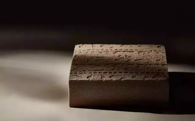 朋友圈评价蛋糕好吃的句子（夸赞蛋糕做得好的评语）