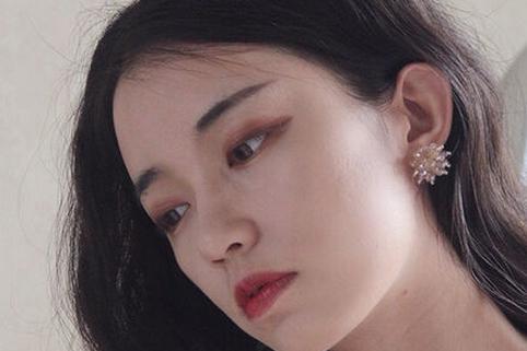 女生霸气的简短语句（女生专属霸气语录）