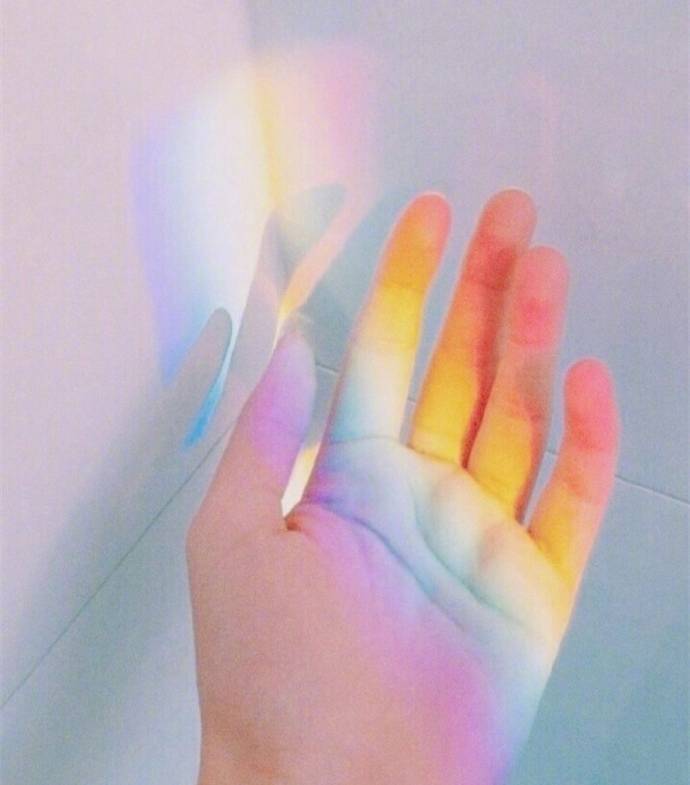 霸气坚强的心情句子（适合发朋友圈的正能量心情）