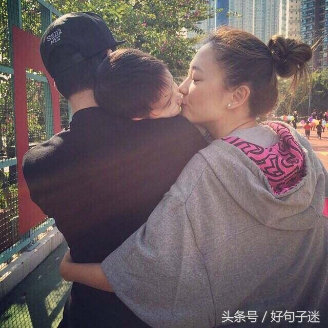 爱的经典句子（爱情的句子唯美短句）