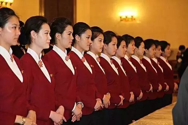 表达用心服务顾客的句子（顾客至上的经典句子）