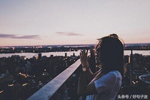 让人看了心疼的句子说说（特别伤感让人看了想哭的句子）