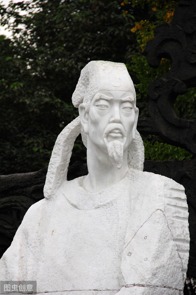 读书破万卷的下一句（唐诗赏析杜甫原文）