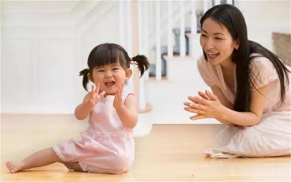 夸小朋友可爱的幽默句子（孩子萌萌哒发圈短句）