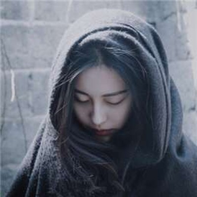 高冷又随性的句子简短（附：气质干净有仙气的句子）