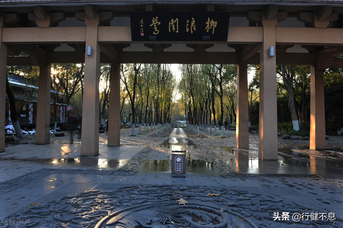 形容杭州的诗句有哪些（描写杭州的经典诗句）