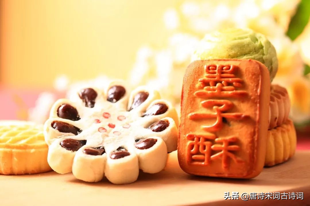 形容美食的句子有哪些(摘抄这70条唯美美食句）