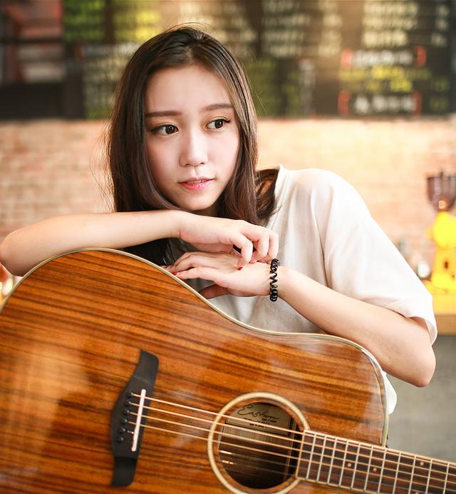 关于吉他的唯美说说（有关吉他的唯美句子大全）
