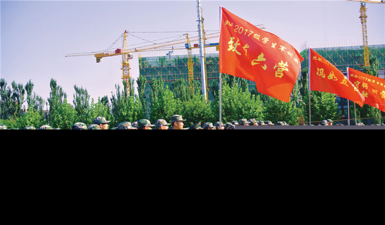 军训散文诗歌（军训唯美青春散文）