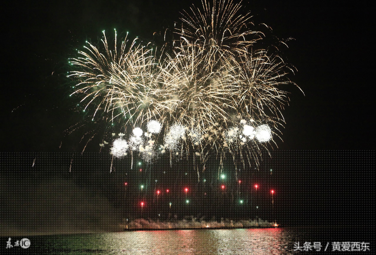 形容烟花的唯美句子（有关烟花的名诗名句）