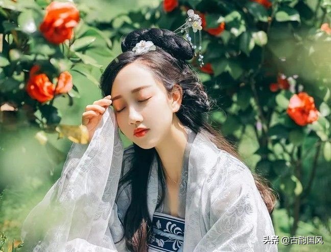 关于梦的诗句唯美（形容梦境很美好的诗句）
