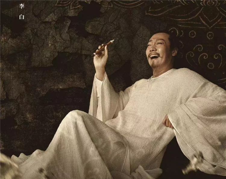 形容好男人的经典句子有哪些（夸奖男人非常优秀的话）
