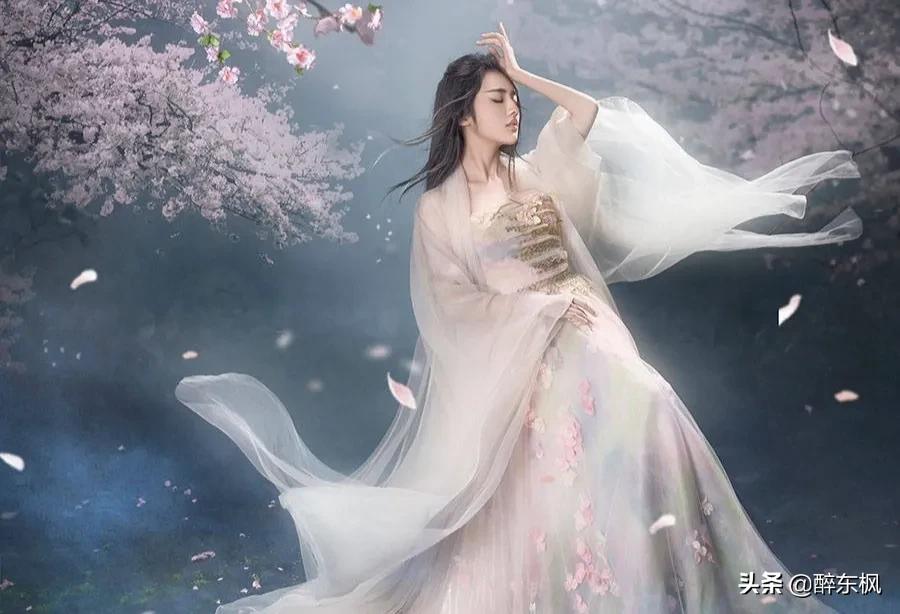 诗经形容女子美好的诗句（值得摘抄的诗经名句）