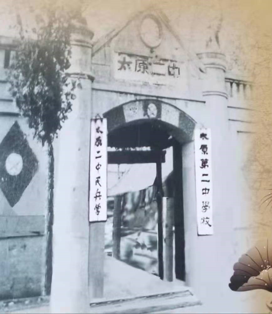 母校回忆精美句子简短（怀念母校的优美句子简短）