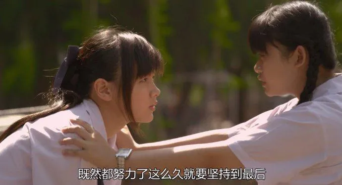 女人努力生活的句子（给自己一句努力的话）