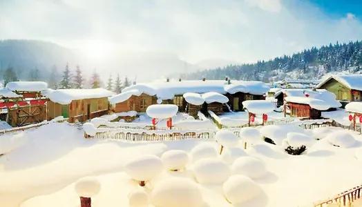 有关雪的诗歌散文（名家写雪的优美散文）