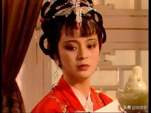 红楼梦诗词赏析大全（红楼梦里的经典诗词赏析）