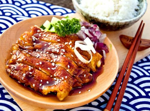 形容零食好吃的句子有哪些（朋友圈晒零食配文）
