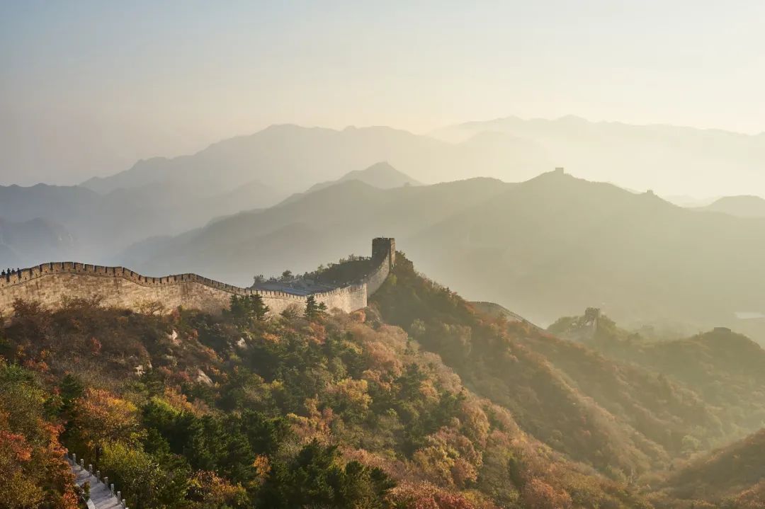 爱国的诗词有哪些（关于爱国的现代诗长篇）