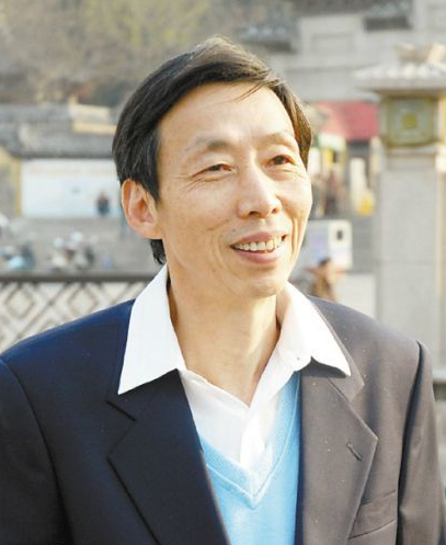 致橡树原文朗诵董卿（致橡树朗诵节奏 ）