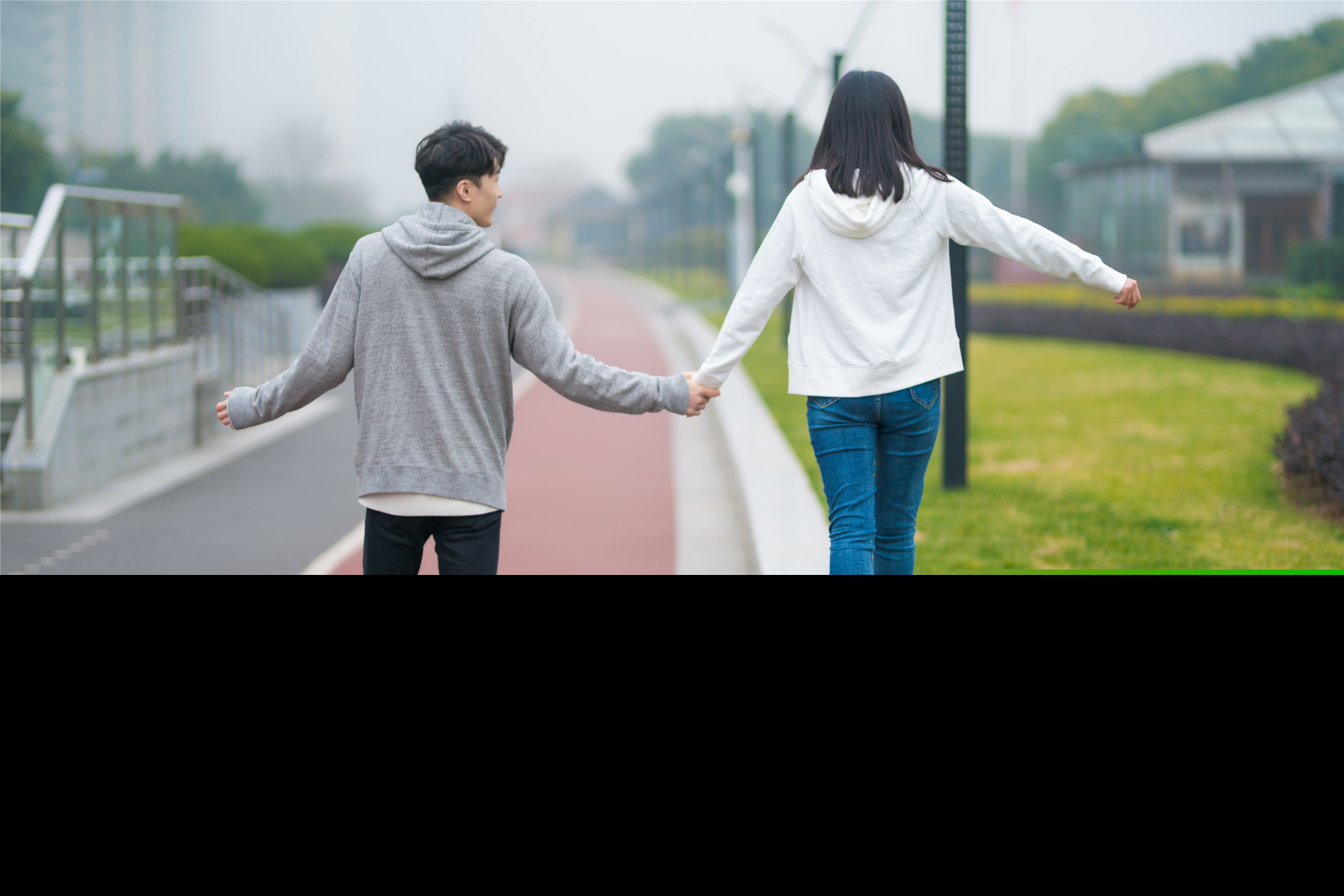 想念的情话短句（让情人感动流泪的挽回的话语）