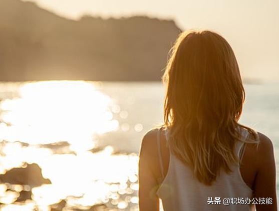 旅行句子说说（旅游发圈的简单一句话）