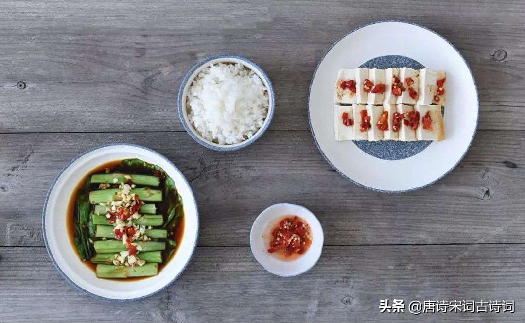 形容美食的句子有哪些(摘抄这70条唯美美食句）