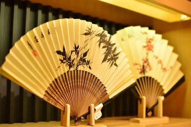 形容沙漠的句子有哪些（关于沙漠最唯美的句子）