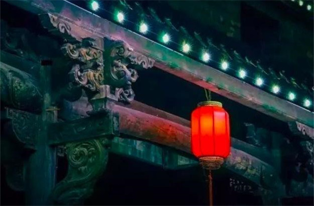 描写长江的句子有哪些（赞美长江的优美句子大全）