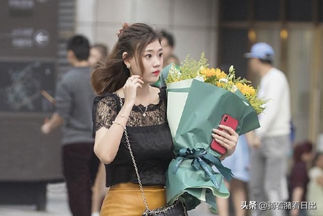 关于日出的句子有哪些（日出日落的经典语录）