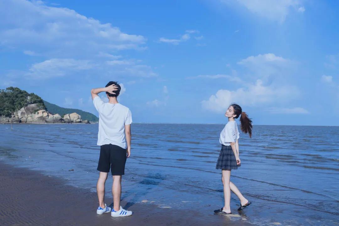 暗恋一个人的句子（关于年少暗恋的文案）