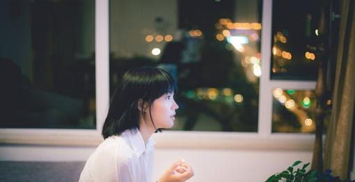 描写青春的句子唯美简短（关于青春的唯美句子大全）