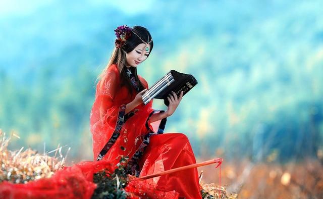 形容女生声音好听的词语有哪些（夸赞女人唱歌好听的词语）