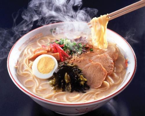 形容零食好吃的句子有哪些（朋友圈晒零食配文）