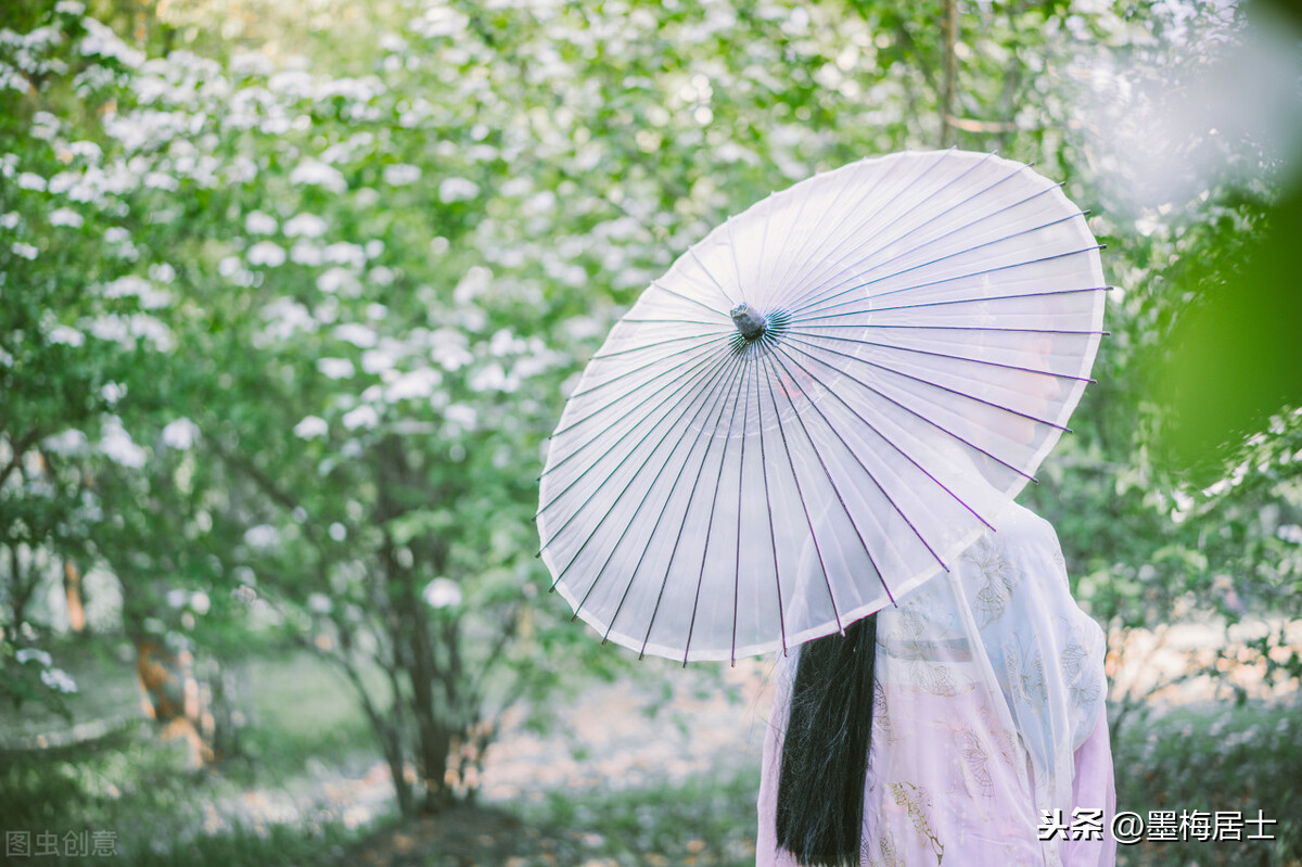 庐山诗词有哪些（赞美庐山美丽诗句）